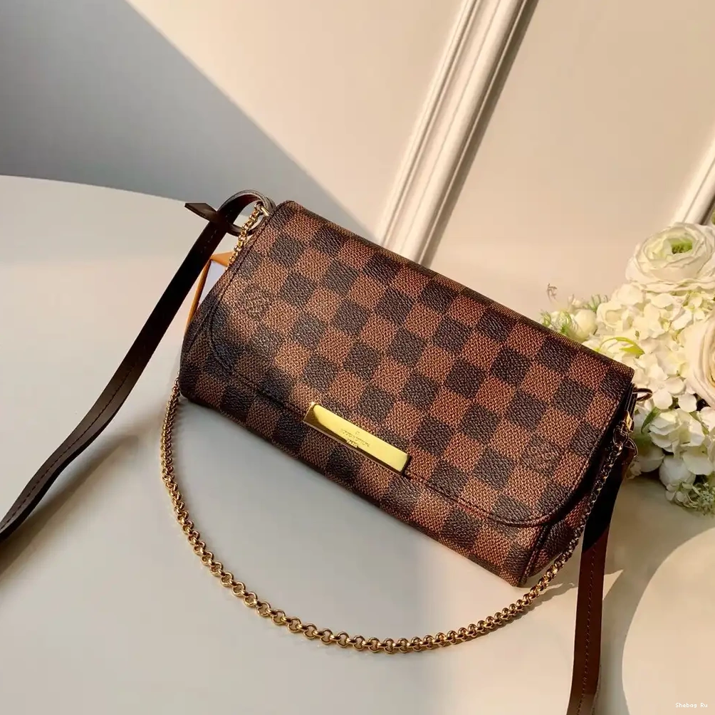 PM Vuitton Favorite Louis 0519